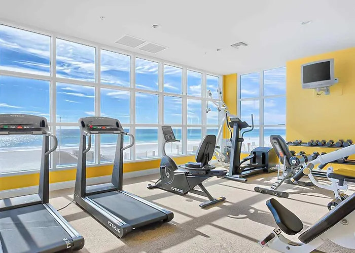 Beachfront Wlarge Balcony Shared Hot Tub Pool Sauna Free Wifi Ac Holiday home